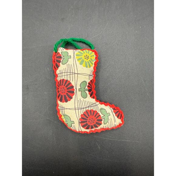 Set of 6 Vintage Handmade Christmas Plush Ornaments - Picture 4 of 7